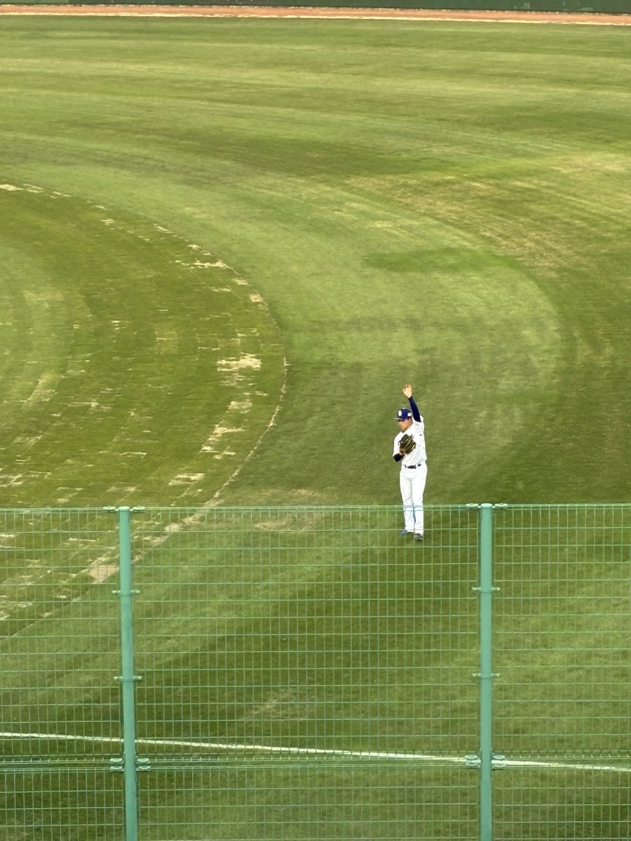 rx_178_2's tweet photo. 良い試合でした♪
初回から４点からの金丸君の初勝利からの花田君のヒーローインタビュー！
最高の時間をありがとう😊
#豊橋市民球場
#中日ドラゴンズ https://t.co/3LbOIG8d04