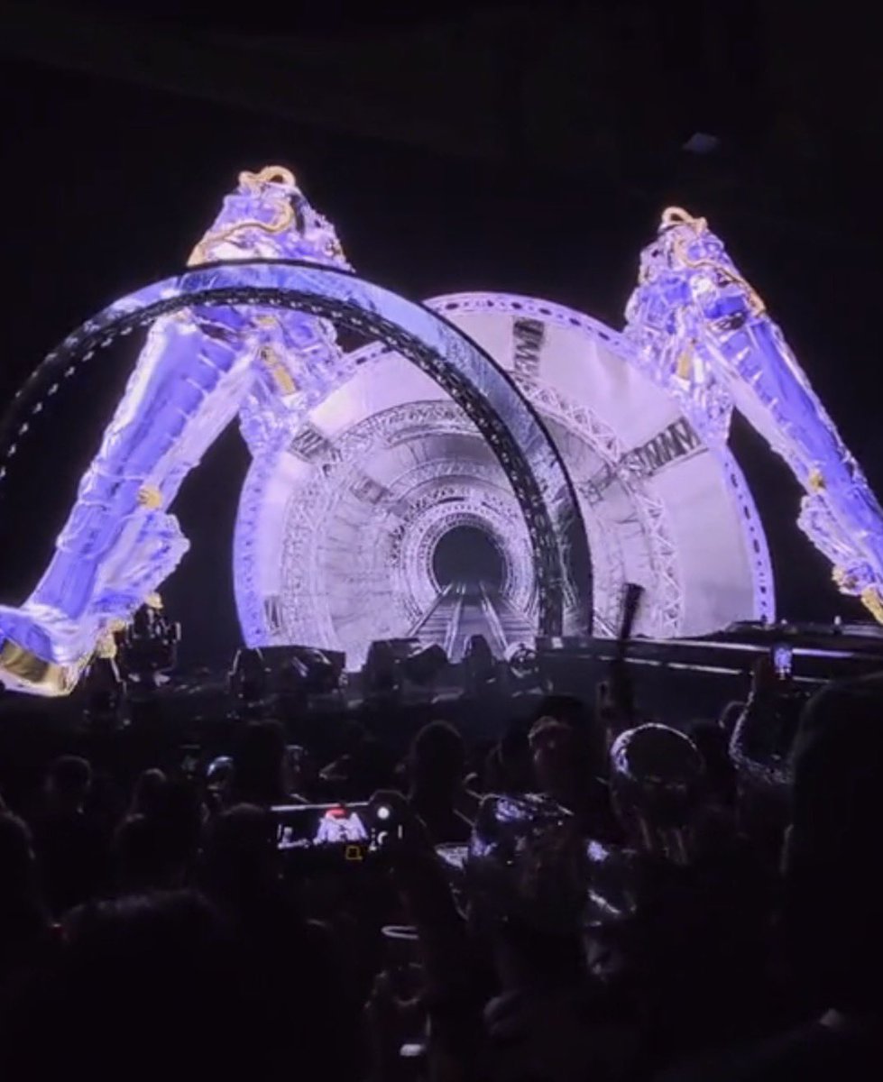 lexy🐚 tweet media