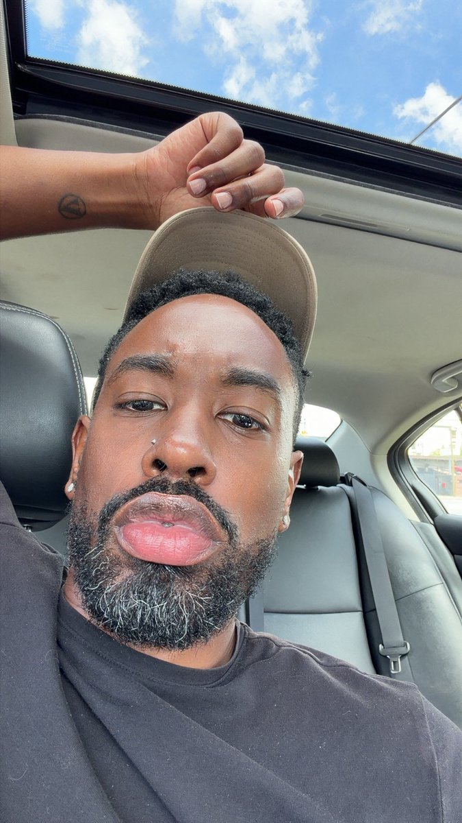 Travie Jerod tweet media