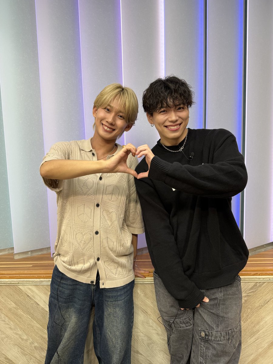 ballistik_fext's tweet photo. #加納嘉将 出演
📺テレ朝動画『初対面観察 生配信アフタートーク 』
ご覧いただきありがとうございました✨

┈┈┈
▼アーカイブは4/15(水)18:00にlogirlにて公開
https://t.co/N5PhCO7uwJ
┈┈┈

＠shotaimen_kan #初対面観察
@LoGiRL2015 
#YOSHI #BALLISTIKBOYZ https://t.co/kHc2SBCOCk