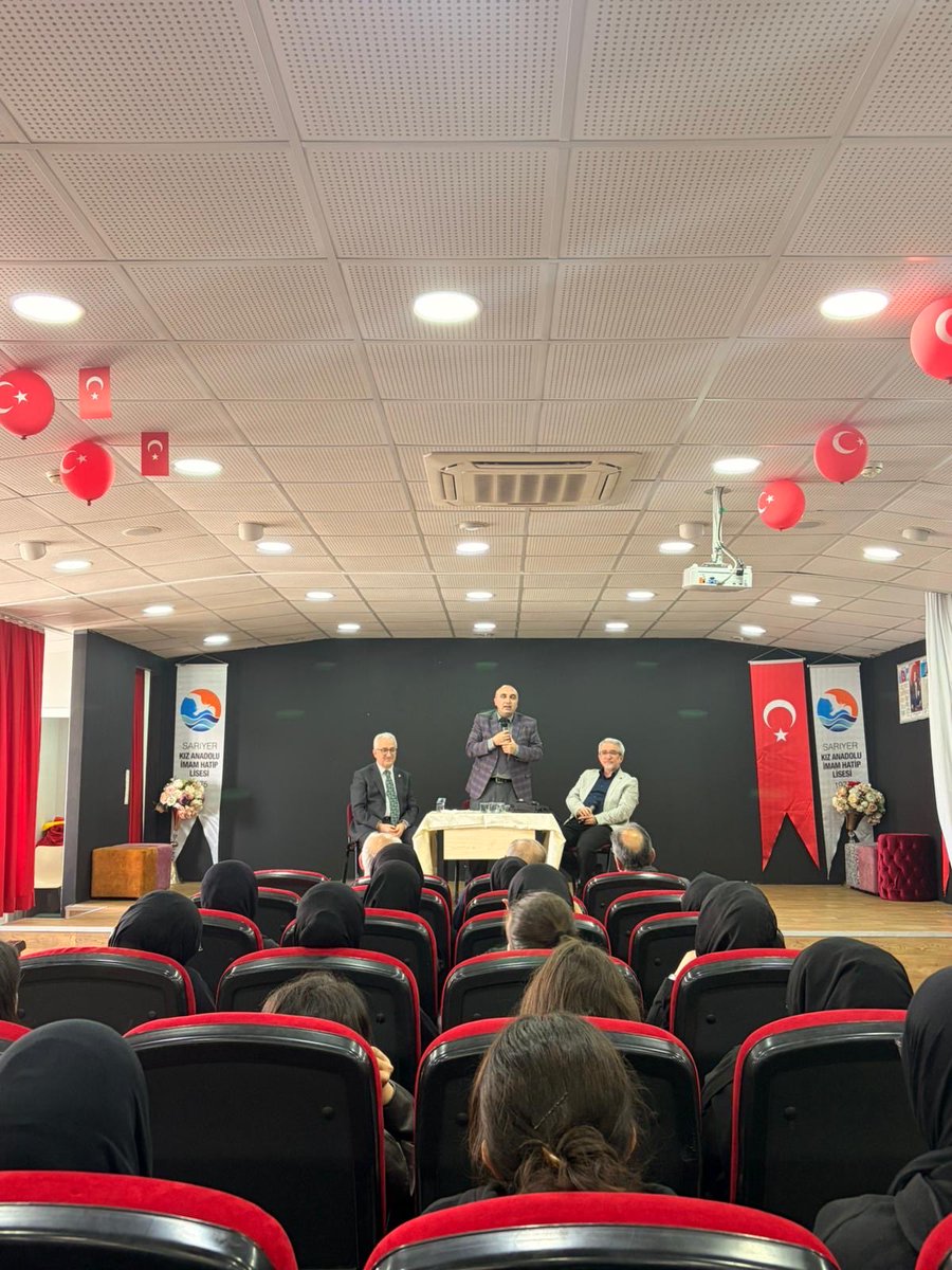 istnbulilahiyat's tweet photo. İstanbul Üniversitesi İlahiyat Fakültesi tarafından Proje İmam Hatip Liseleri kapsamında düzenlenen “Anlam Arayışına Davet: İlahiyatla Buluşma” programı, 13 Nisan 2026 Pazartesi günü Sarıyer Kız Anadolu İmam Hatip Lisesi’nde gerçekleştirildi. https://t.co/dk5CnCMRZr