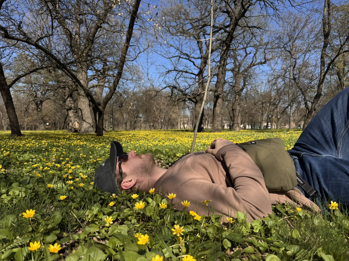 я вас прошу зробіть те що написано в першому реплаї
