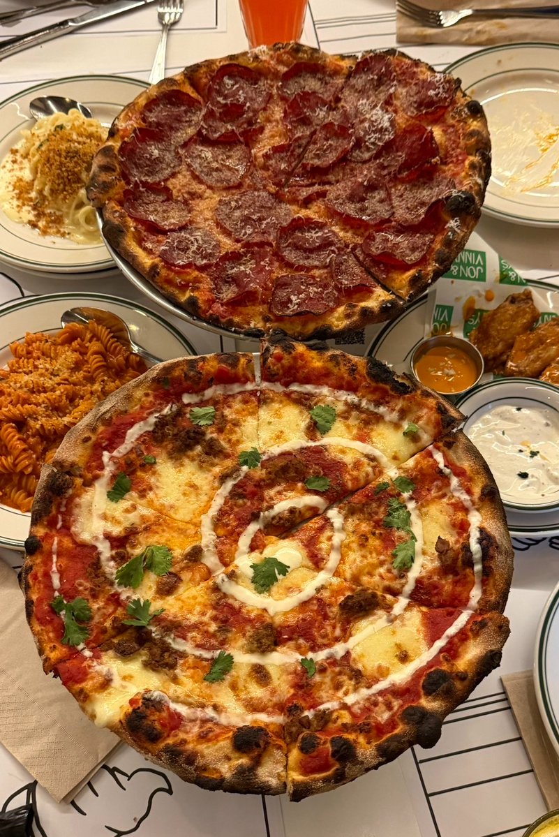 دليل حسان 🍔 ☕️ تغطيات الرياض tweet media