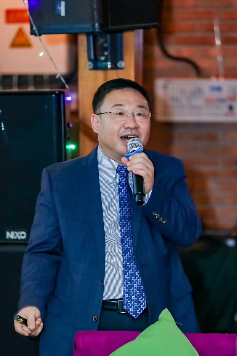 TOPMASTER tweet media