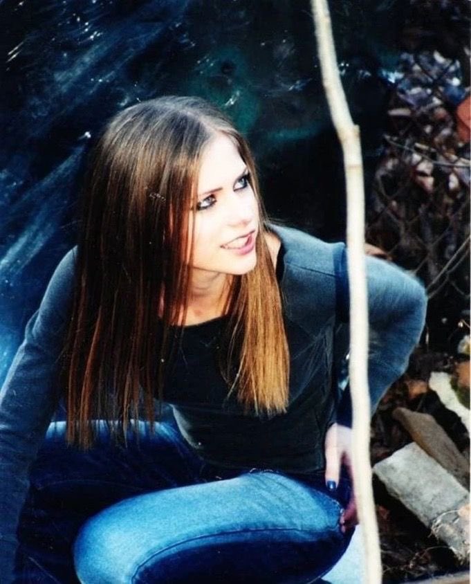 ange ˎˊ˗ tweet media