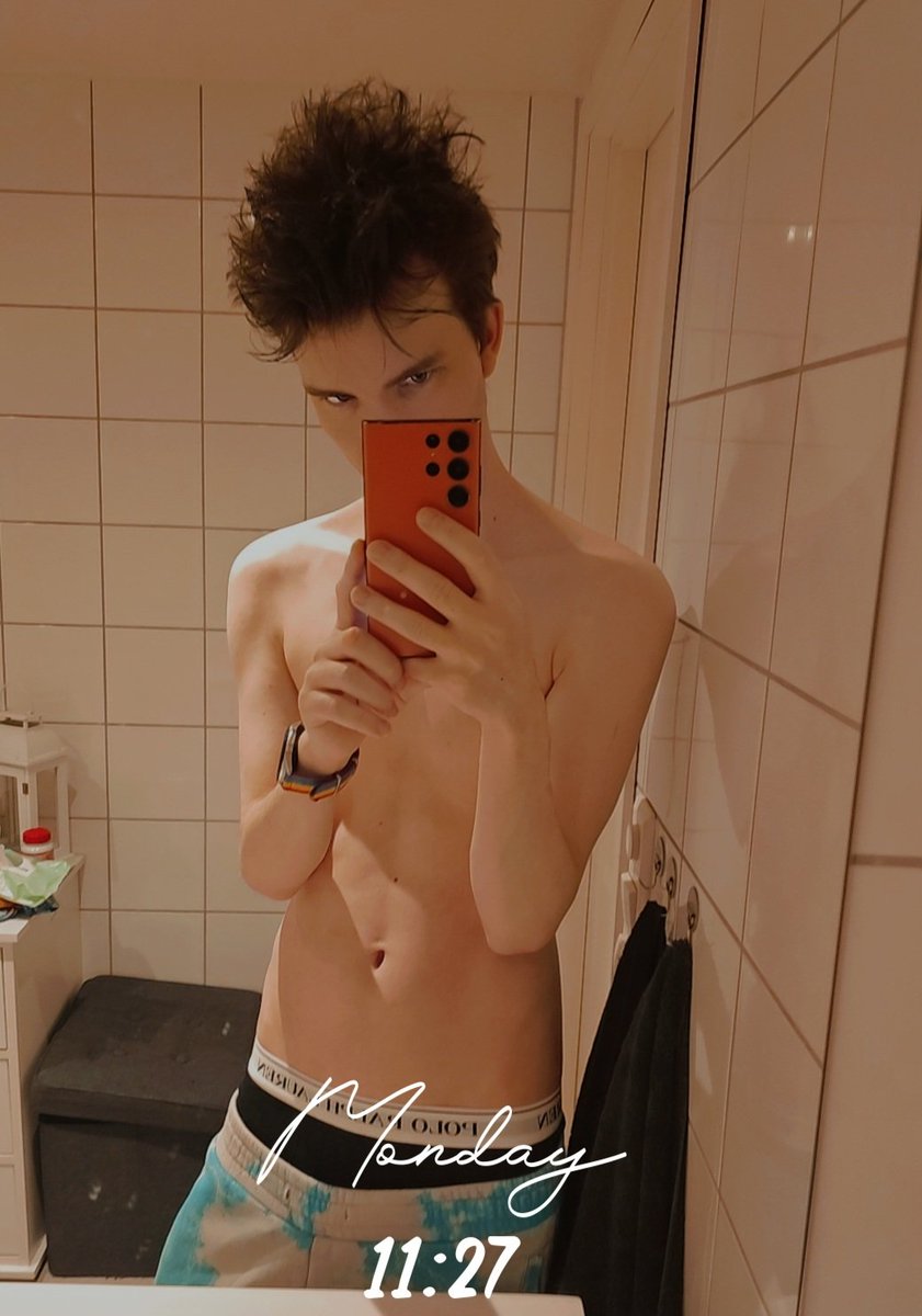 Summerisbest tweet media