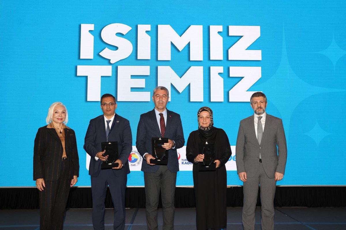 İstmemHBO tweet media