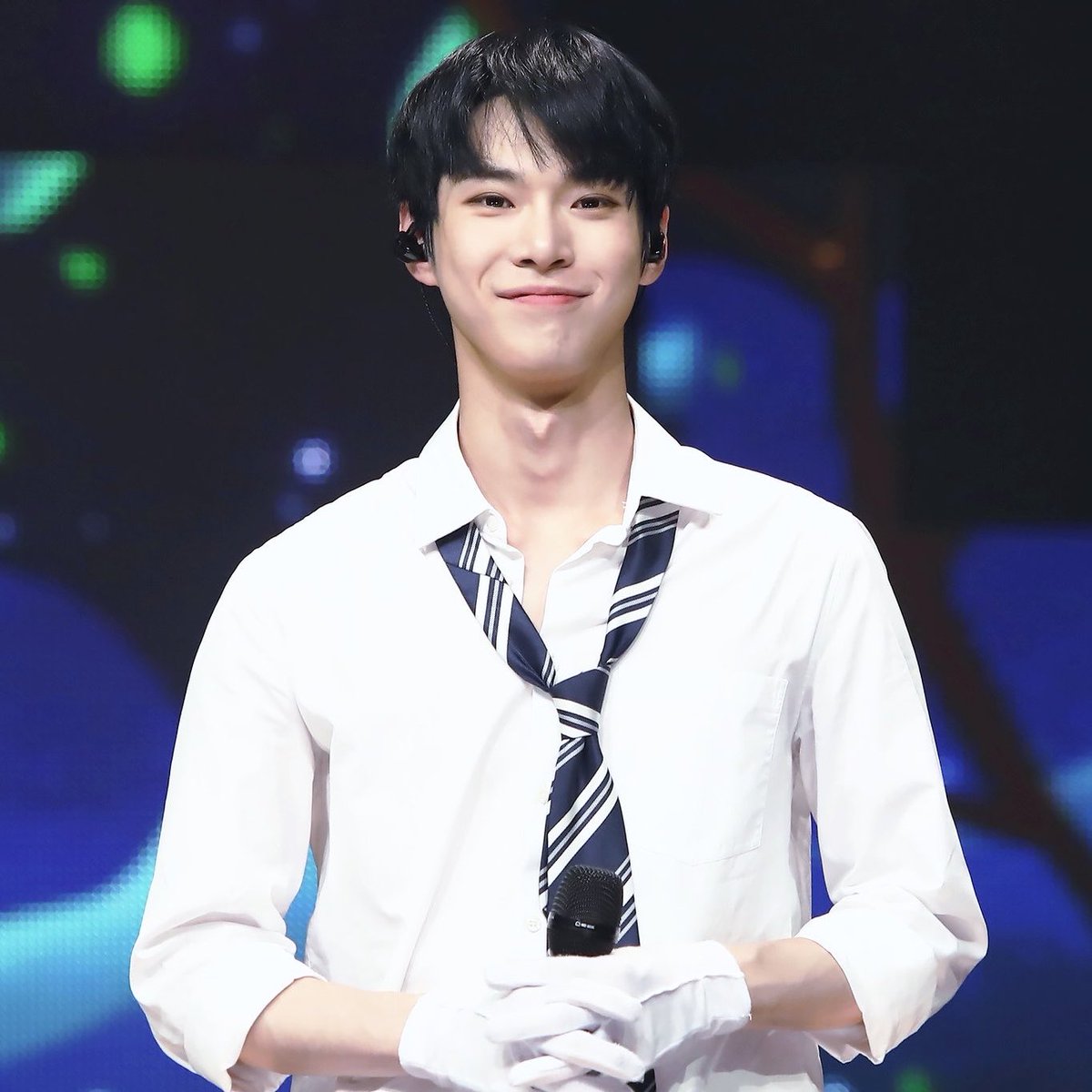 About Doyoung tweet media