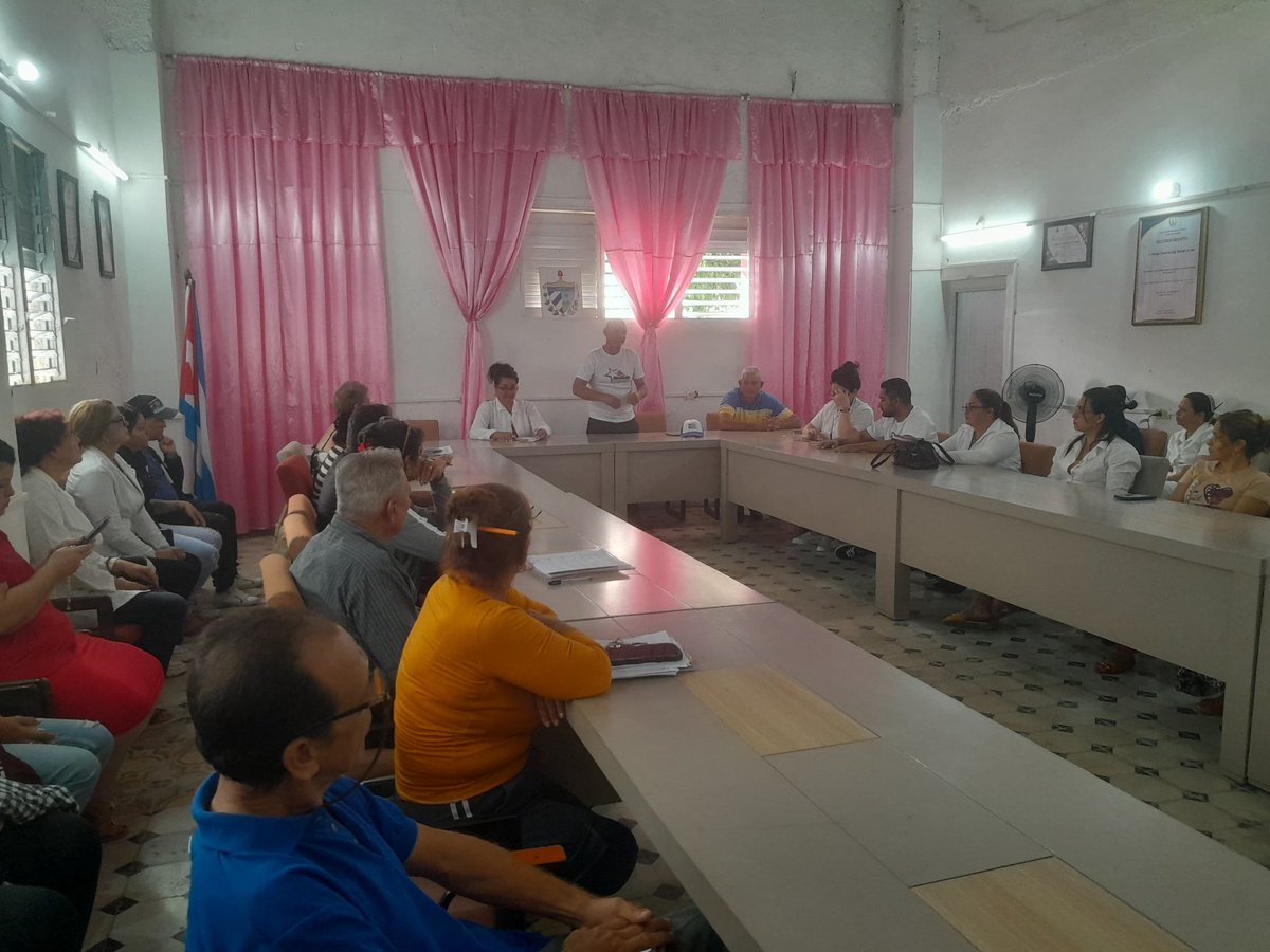 Roberto López Saborit tweet media