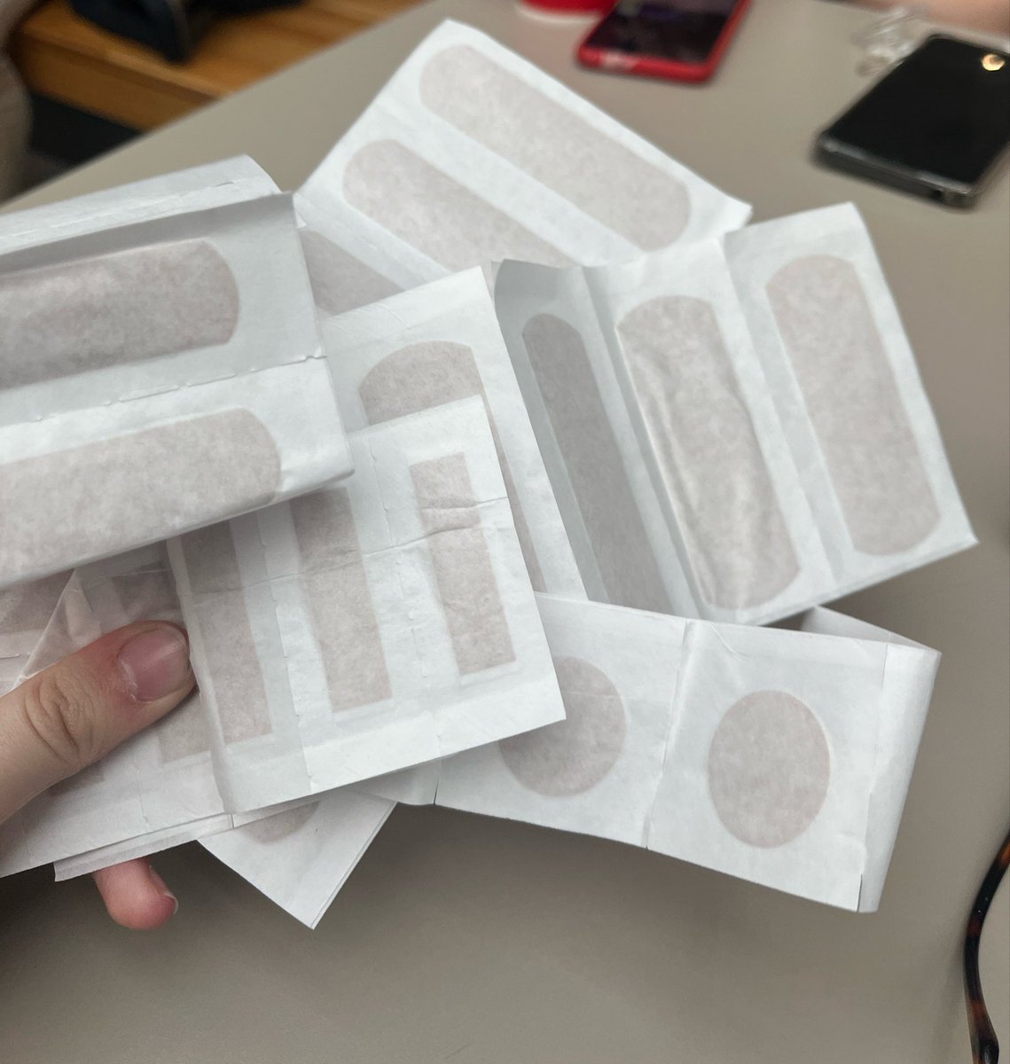 ⸝⸝ ꒰ ᗩᐯᖇO🫐 ⁞ ˎˊ (𝗋α𝗂nᑲⱺωᑯα𝗌ɦ ⱺ𝖿 𝗌ɦ𝖾ᑯ𝗍ω𝗍!) tweet media