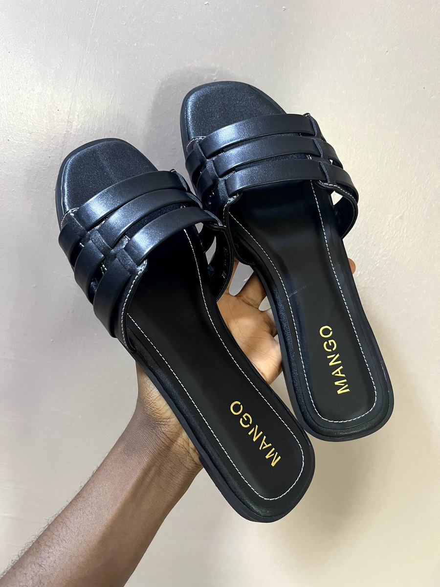 Paulletluv1's tweet image. Everything we sent to Delta State today 🎉😍.
  Thanks for keeping PEE'S 👜👠 in Business ☺️ 
#Deliveries