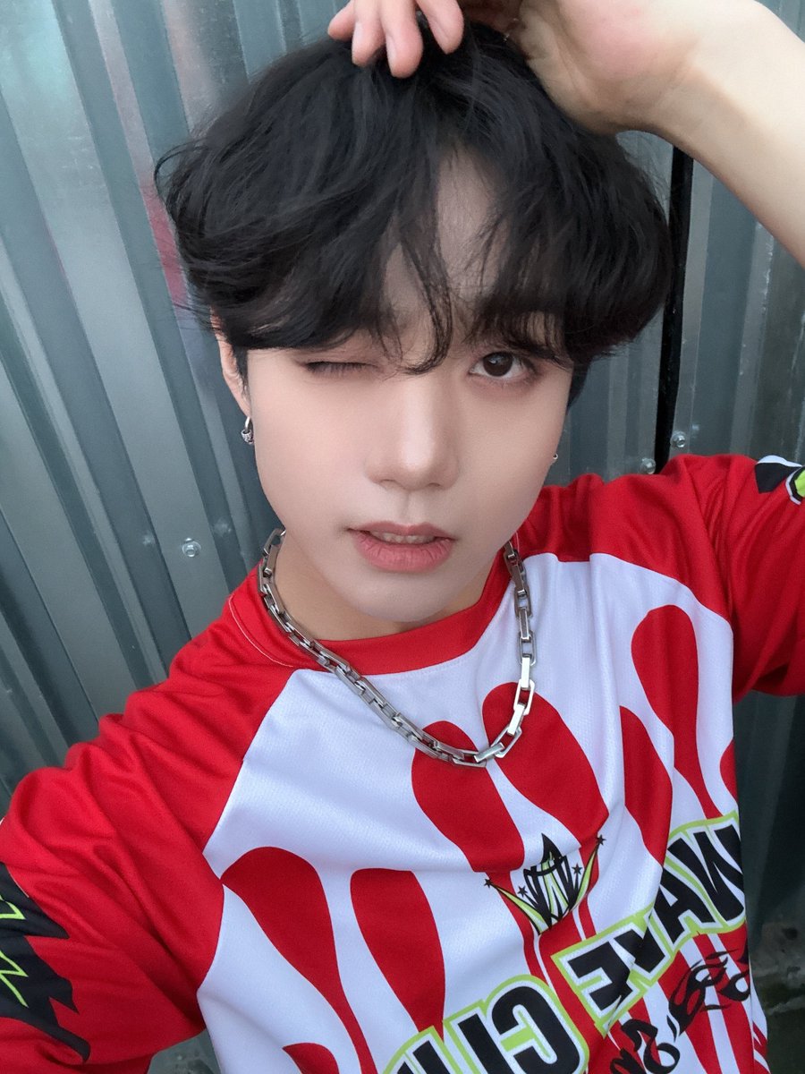 TRENDZ (트렌드지) tweet media