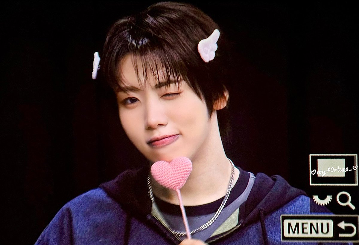 포춘💫 tweet media