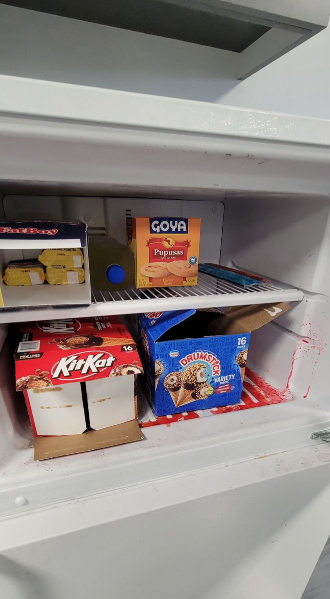 Mr. Wholebean tweet media