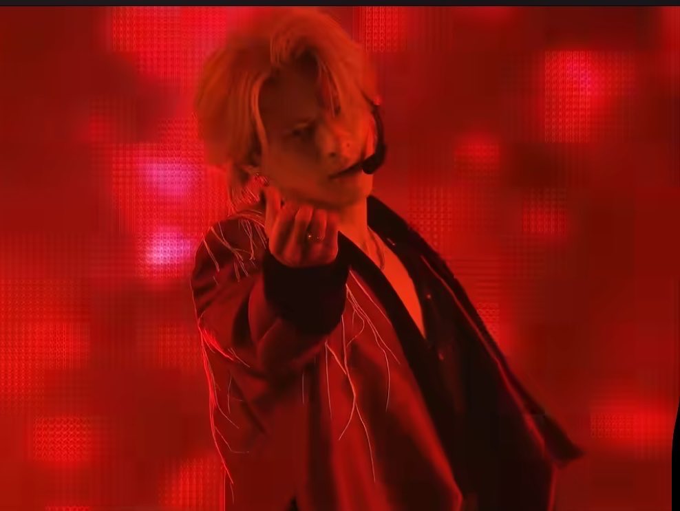 eZBgeKAKrQ8tEbz's tweet image. 8658万回(๑•̀ •́)و✧BON大好き❤️繋ぎます🌳
アウェイとステージ。紫耀くんの魅力＆本領発揮🥰
 #BON
 #平野紫耀 
youtu.be/0kKd6fVPayU?si…