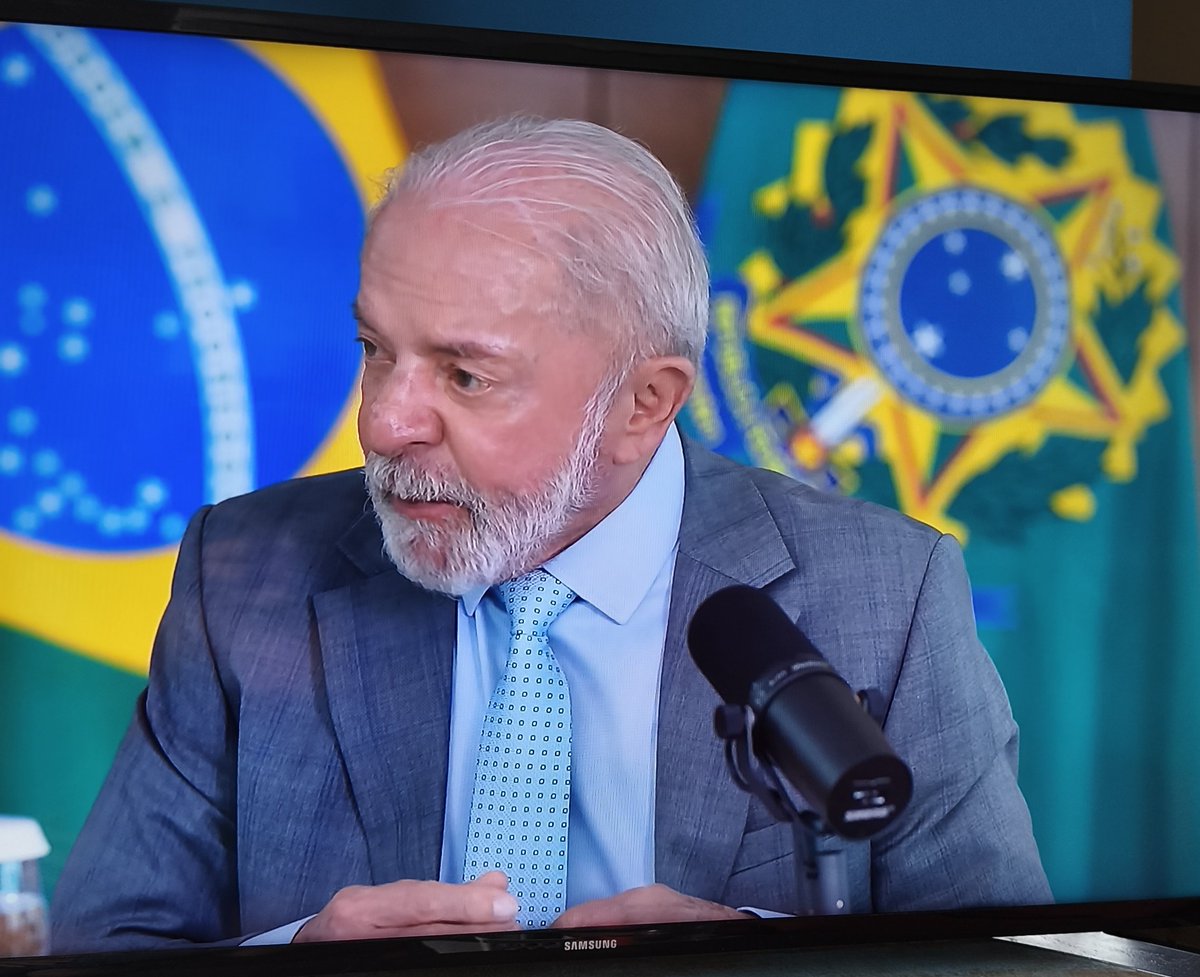 "O compromisso moral, ético e até mesmo cristão é o de não permitir que um f4sc1st4 volte ao poder" presidente Lula em entrevista à TV 247.