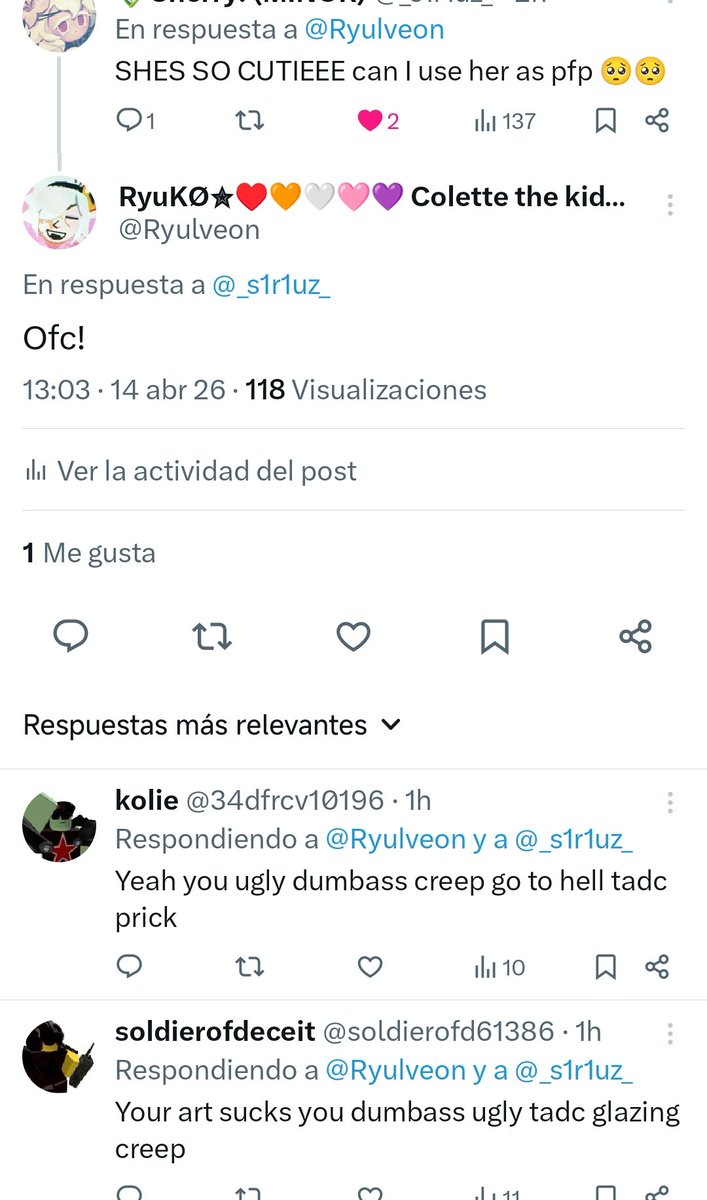 RyuKØ✮♥️🧡🤍🩷💜 Colette's chew toy tweet media