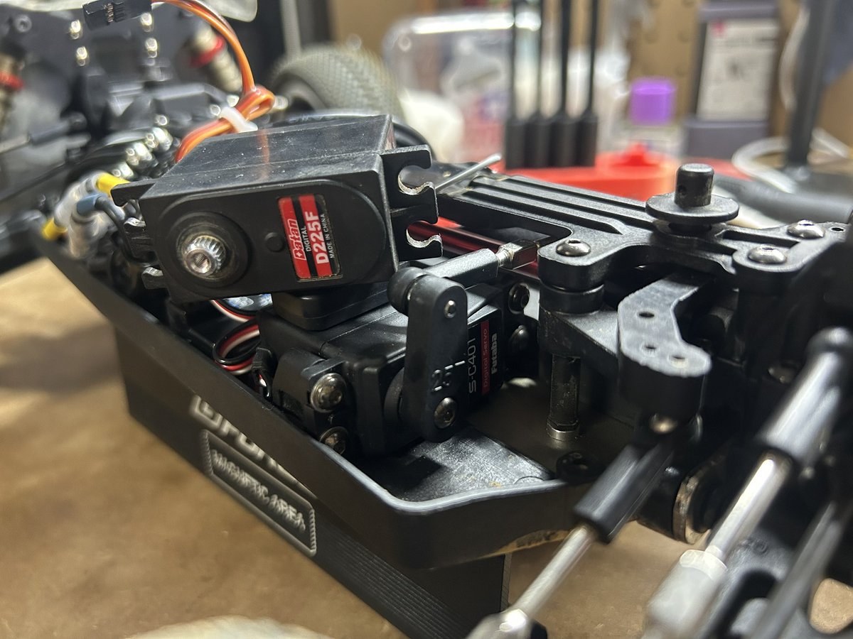 なおろく tweet media