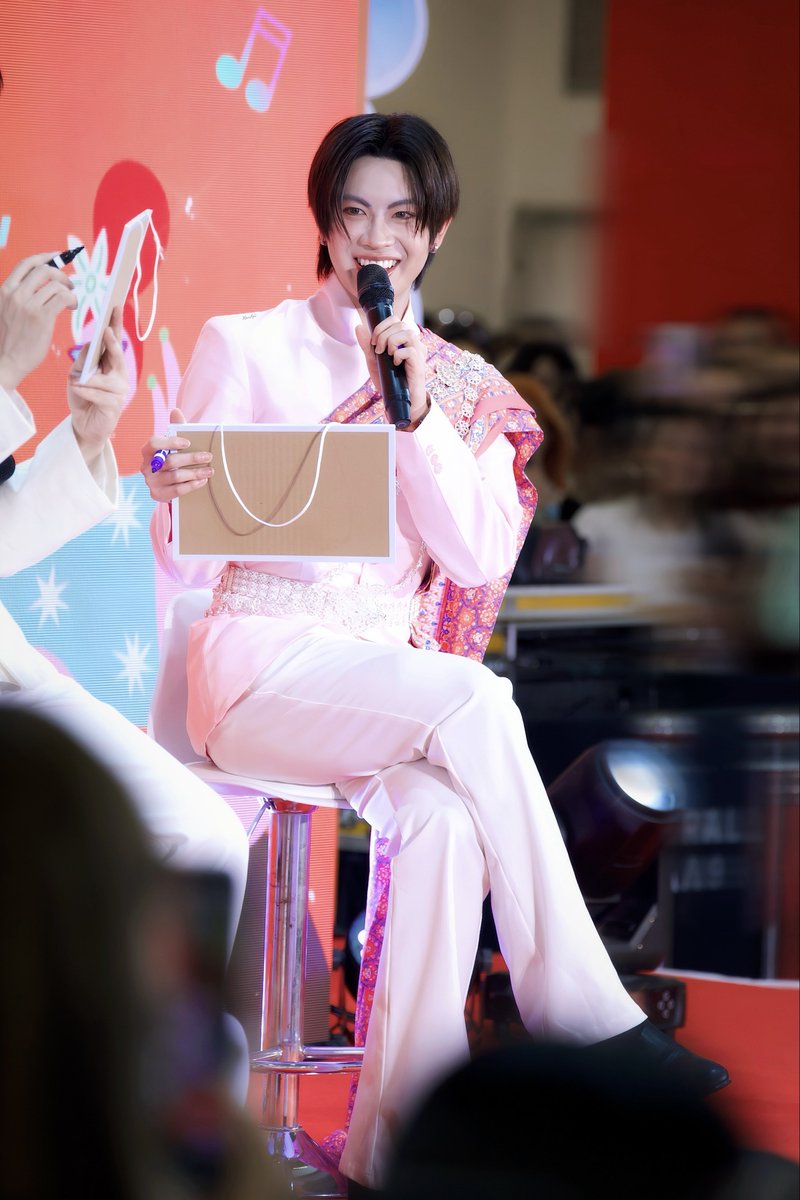 ᴬᴾᴵᴵ 💐 tweet media