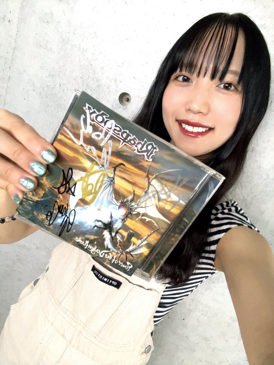 EPIC FESTに私たちの前日に出演されていたRhapsody of Fireのサインを