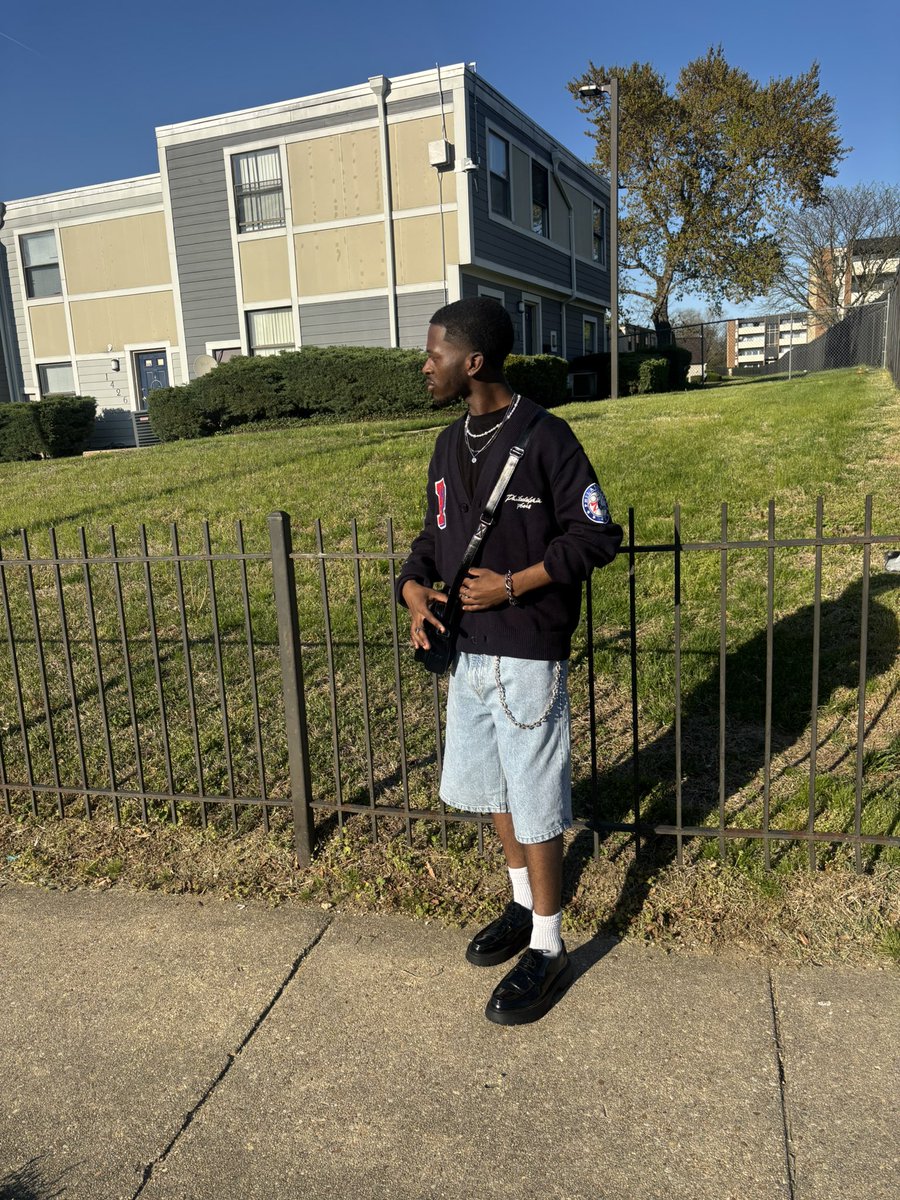 THE KING tweet media