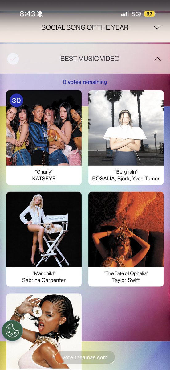 stream pinky up🇲🇽 tweet media