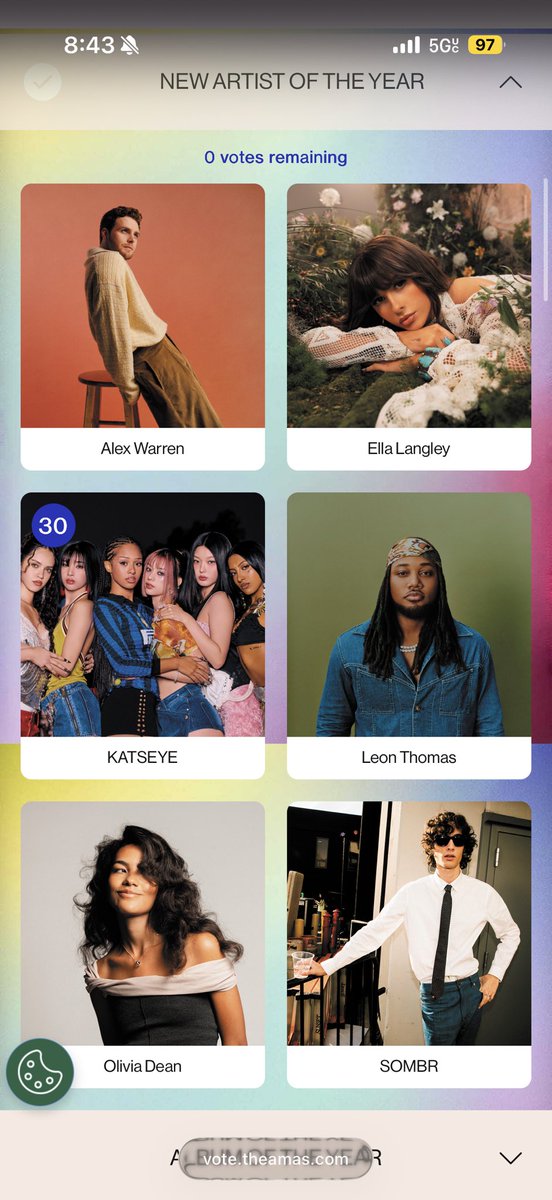 stream pinky up🇲🇽 tweet media