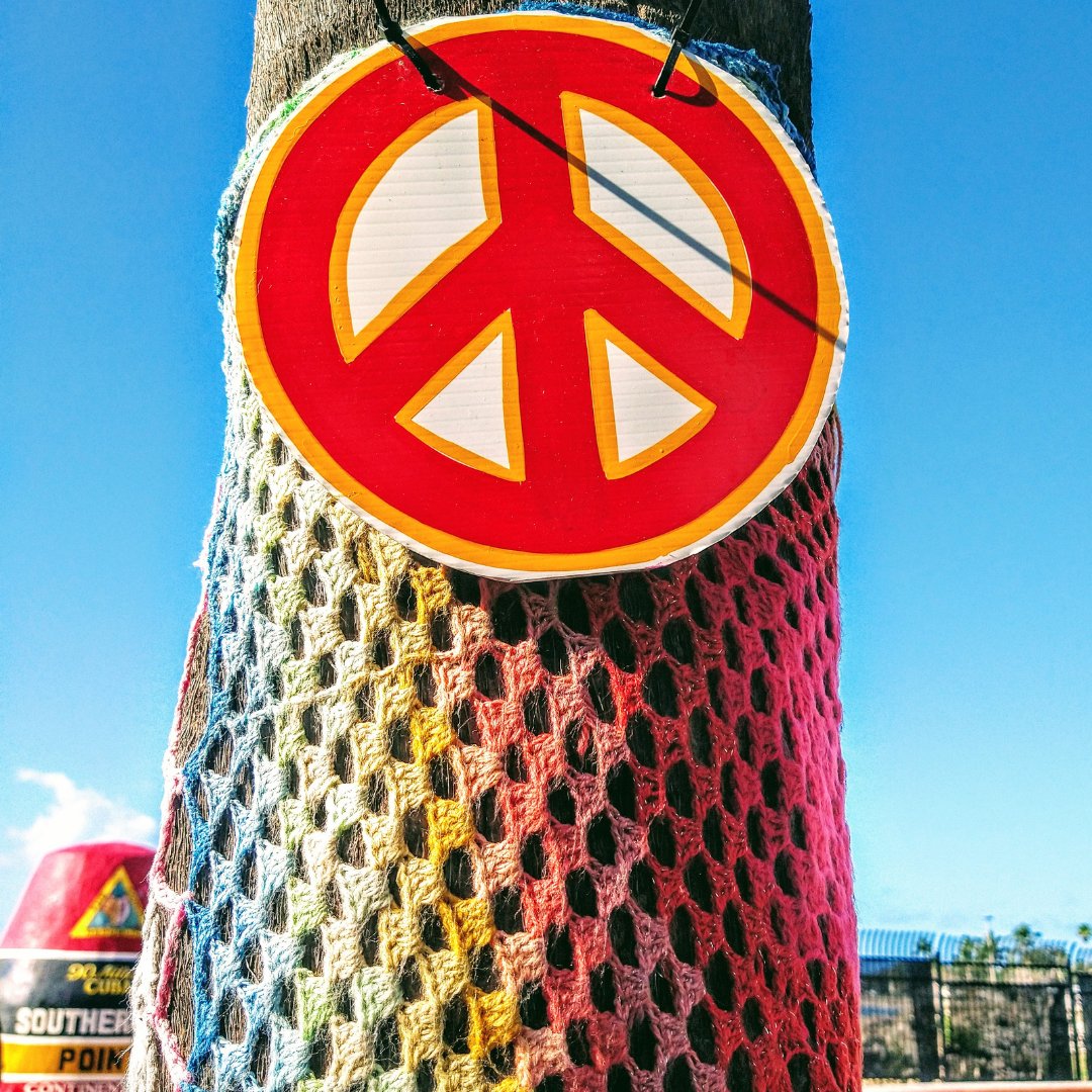 PartyInKeyWest's tweet image. Peace at the southernmost point. #keywest #peace #southernmostpoint

More: PartyinKeyWest.com/wp/
Follow us: @PartyInKeyWest
Hashtag us: #PartyInKeyWest