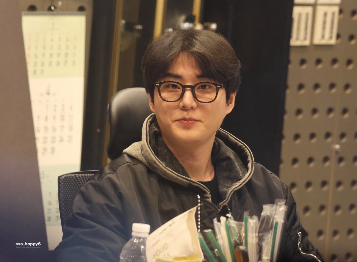 쏘Happy tweet media