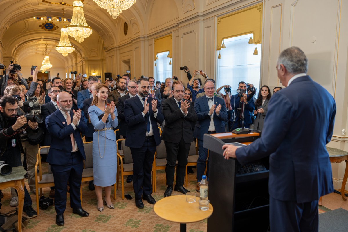 Reza Pahlavi tweet media