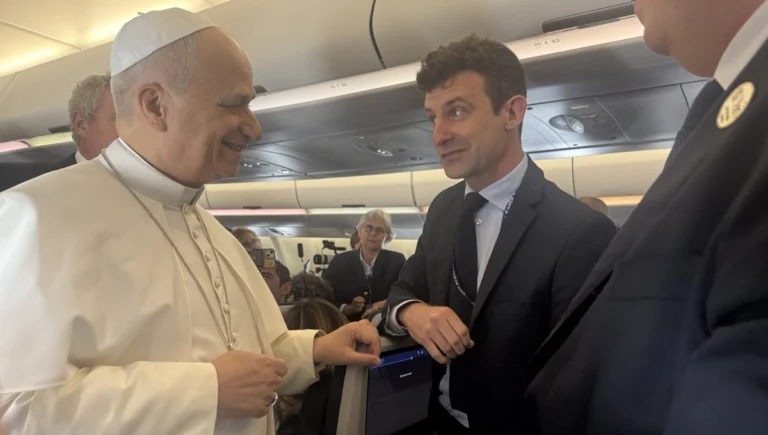 telesurenglish's tweet image. #Vatican | Pope Leo XIV responded to statements by U.S. President Donald Trump, who called him “weak on crime” and “terrible on foreign policy.”
telesurenglish.net/i-have-no-fear…