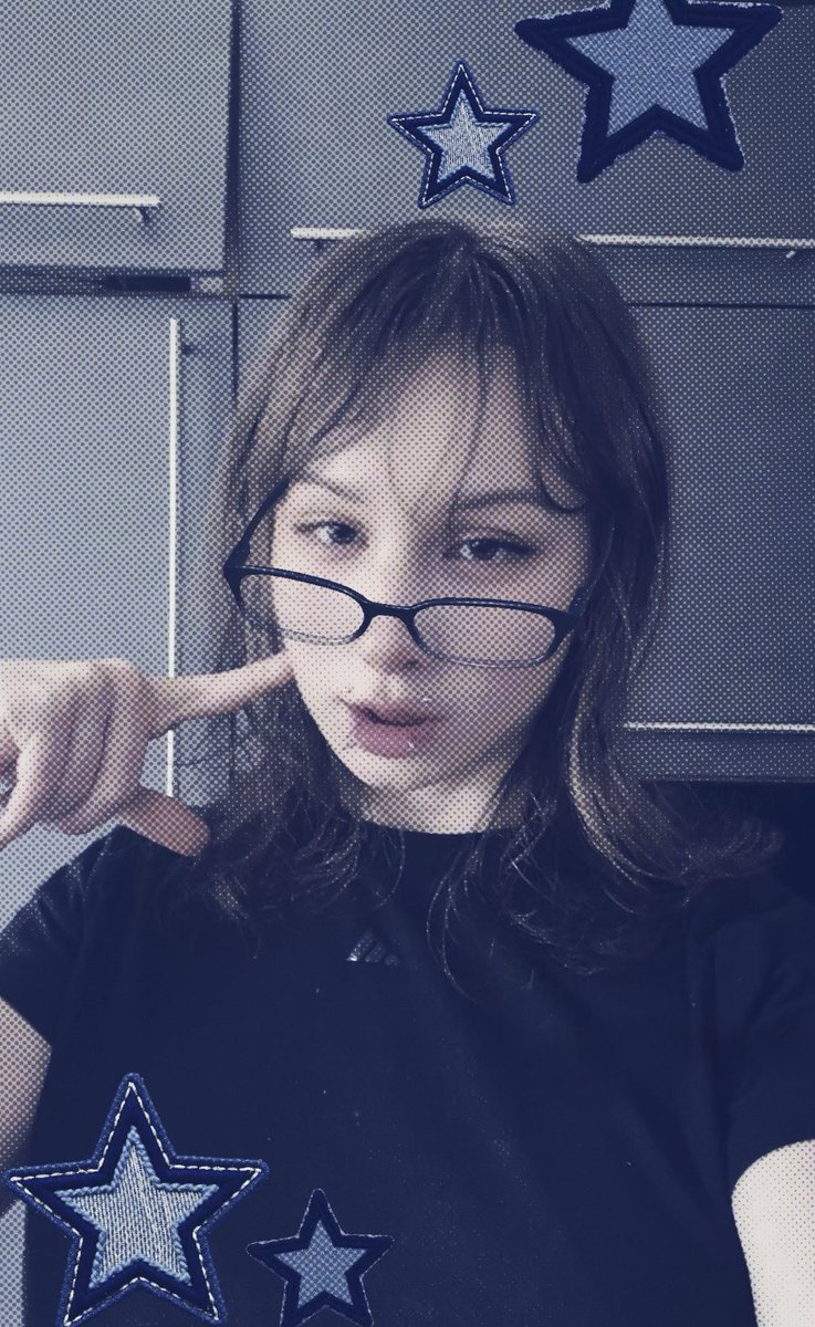 Violette_Mor's tweet photo. Boo 👻 https://t.co/v5Gz6p12ad