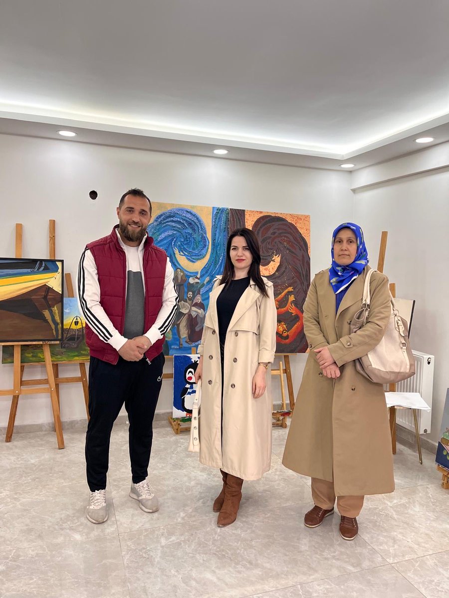 KilisSivilToplm's tweet photo. İlimizde faaliyette bulunan “Kilis Kültür ve Sanat Derneği” ni ziyaret ederek faaliyetleri hakkında bilgi aldık ve projelerle ilgili görüş alışverişinde bulunduk. https://t.co/aly8RBguHm