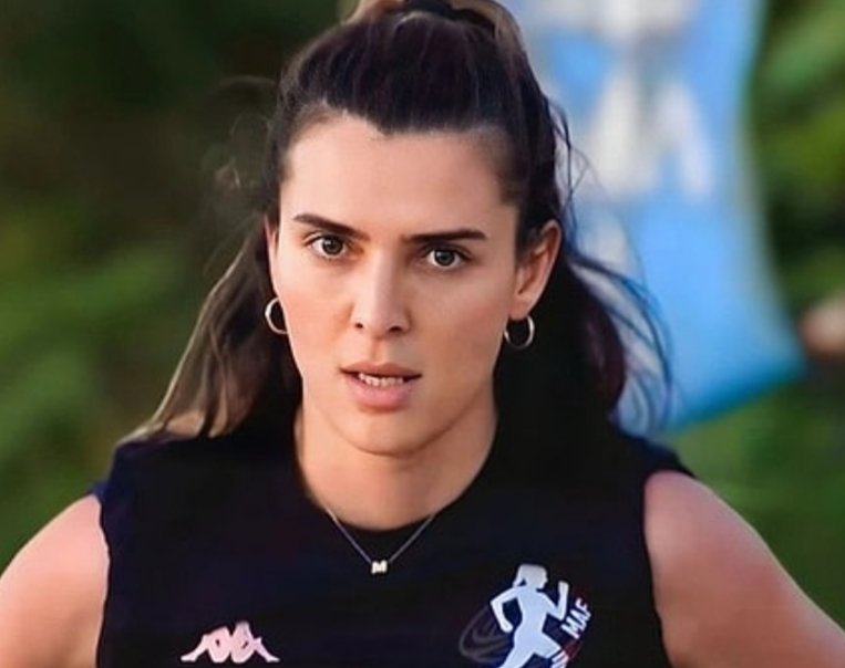 Sinem💋 tweet media