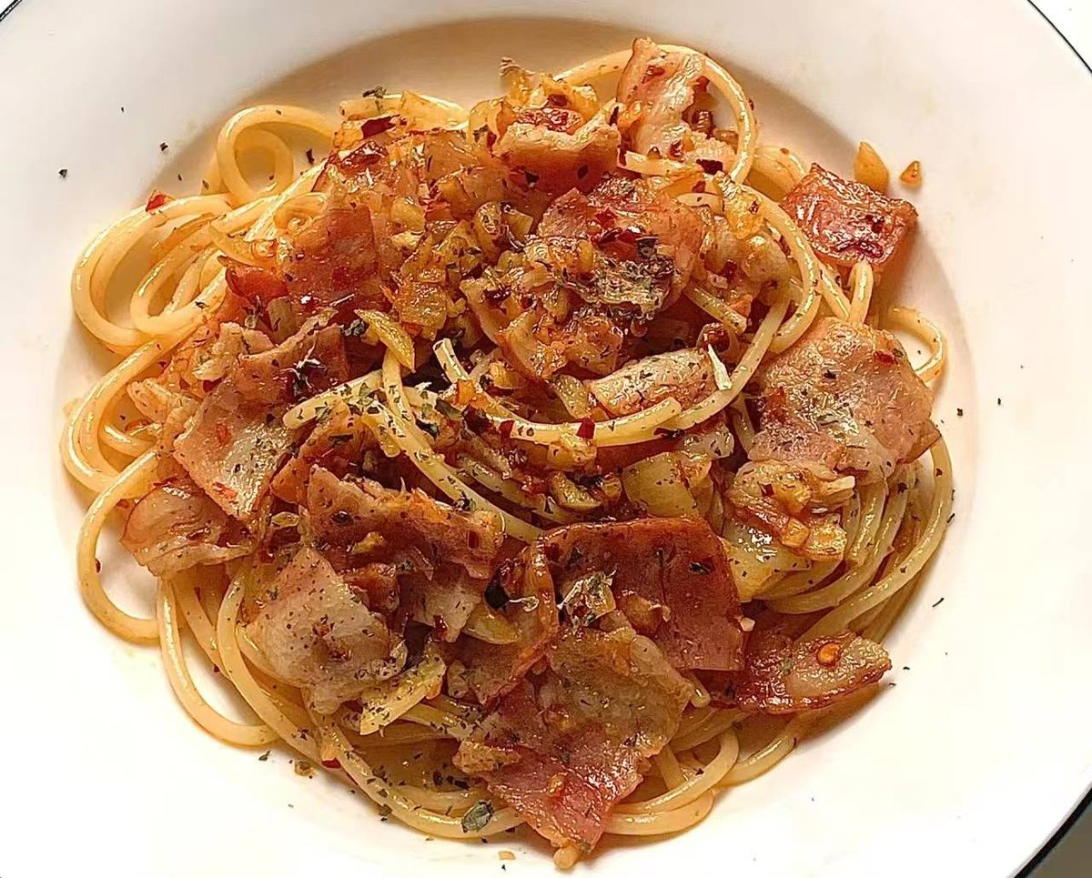 SAKURAVENTURA's tweet photo. [Valentine’s Day Special Indulge in our Lover’s Truffle Pasta! Creamy mushroom truffle sauce, grilled shrimp, u0026 a heart-shaped parmesan crisp—only $18.99, Feb 10-15! Limited seats, book now!  #ValentinesEats] https://t.co/0JRtaFjfjm