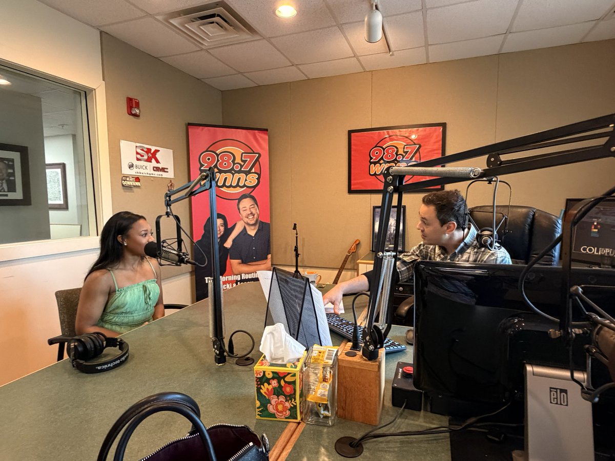 Tyler_MED2026's tweet photo. When I matched into my dream program, I knew an adventure was ahead… but THIS soon?!
Thank you @987WNNS for the opportunity to share my story and passion.
To follow in the footsteps of such incredible mentors and visionaries—this feels surreal.
#cardiacsurgery #radiointerview https://t.co/tdV7wM4xj2