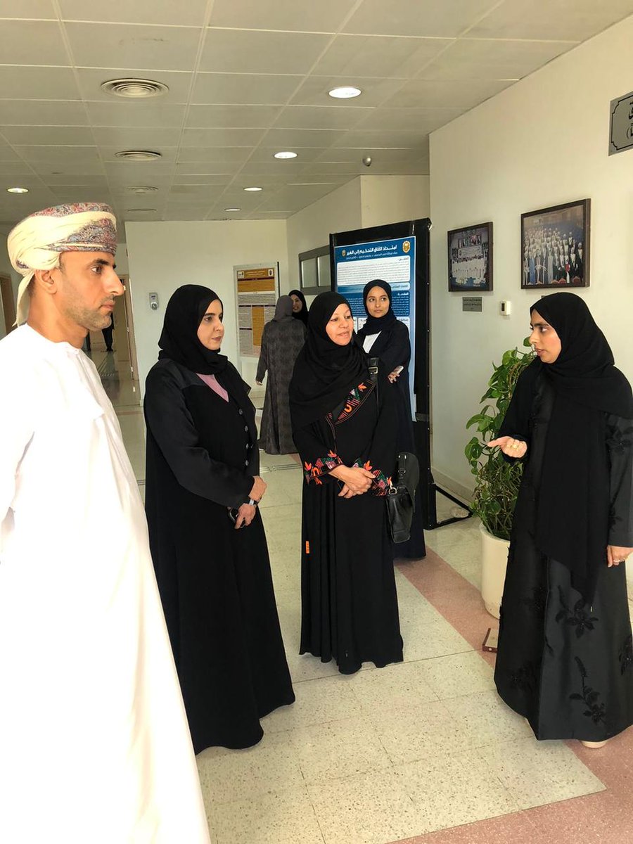 clawsqu's tweet photo. جانب من فعالية الملصق العلمي لطلبة الدراسات العليا بالكلية في نسختها الثانية، وذلك تحت رعاية الدكتورة/ ريا المنذري عميد عمادة شؤون الطلبة بجامعة السلطان قابوس. https://t.co/ODwe1ibEWh