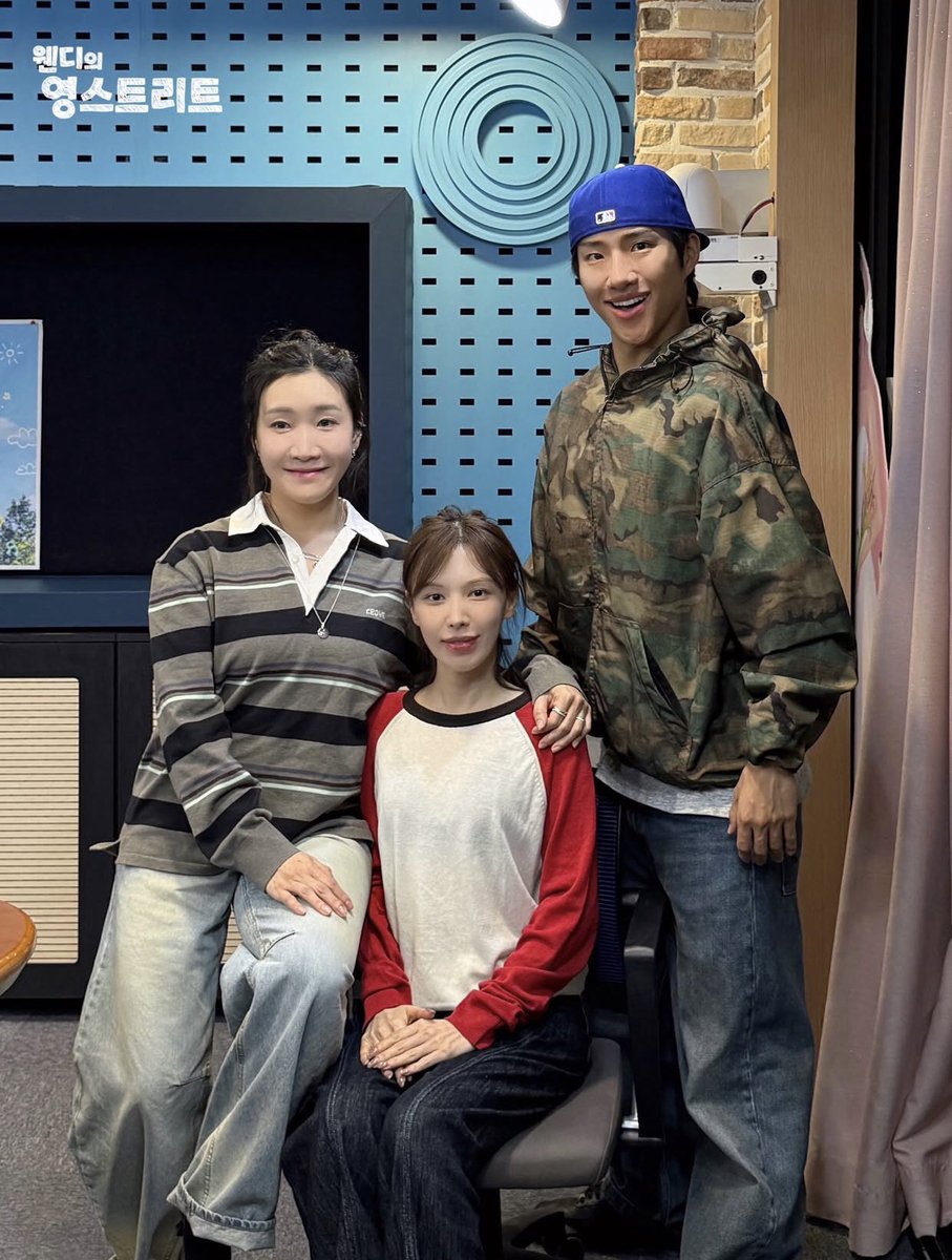 𝕔𝕖𝕣𝕦𝕝𝕖𝕒𝕟 𝕧𝕖𝕣𝕘𝕖☀️💙 tweet media