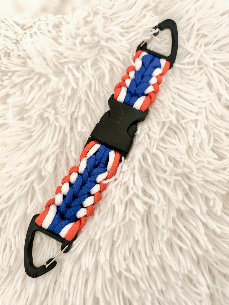 まなみにー tweet media