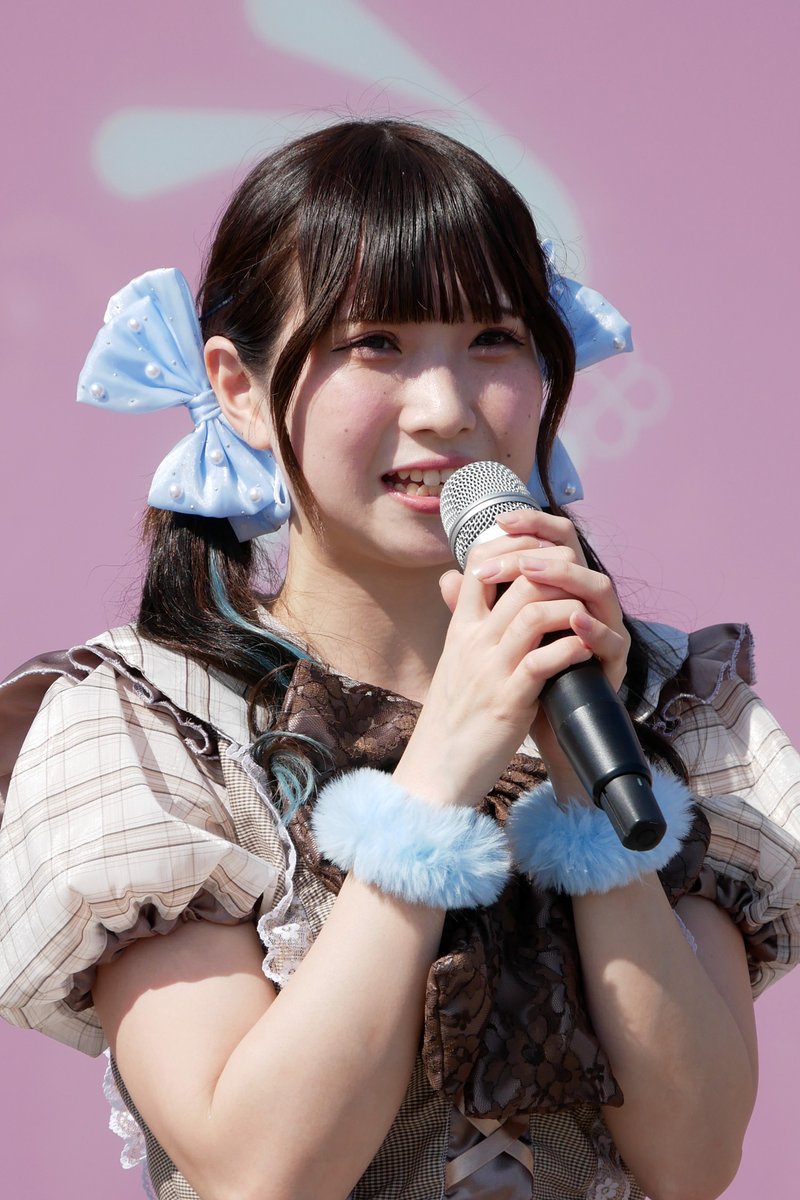 よんもく tweet media