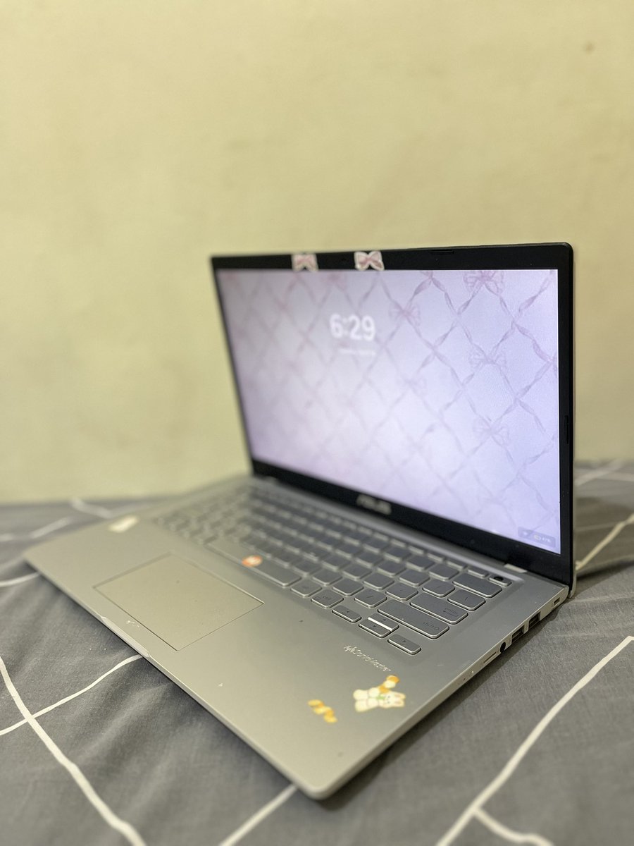 badutbukanboba's tweet image. Jual laptop second asus A416J 
jual 3,6 tawar sampe jadii
batre masih awet bisa 4-5jam youtube and netflix
minus baret pemakaian 
kamera okee 
tanya tanya
Dom Surabaya
 #zonauang #laptopsecond