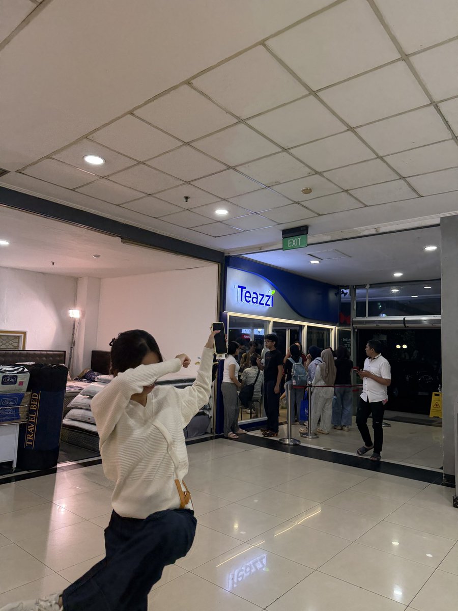 jaa 🔗 tweet media