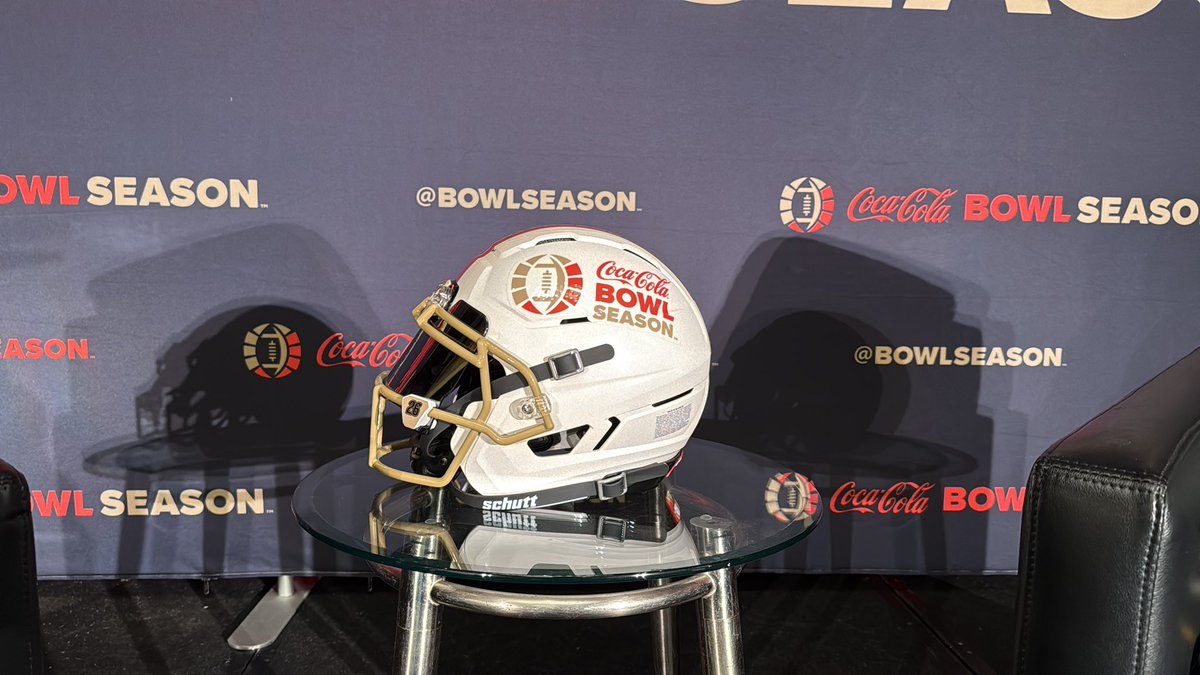 GreenGridiron's tweet photo. Opening session will have a new centerpiece 

@BowlSeason @NickCarparelli https://t.co/HPT5zMCzyh
