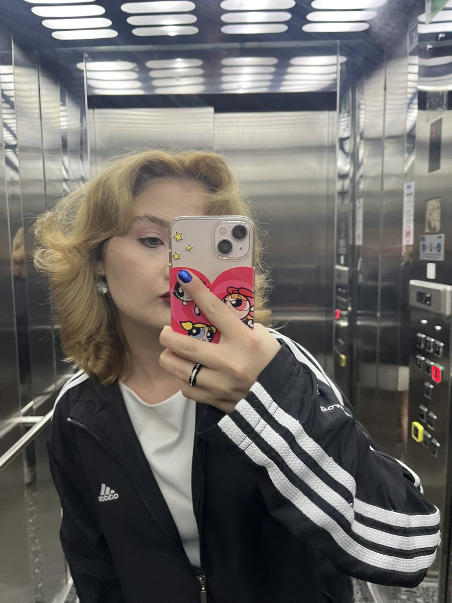 lady morgana betüş tweet media