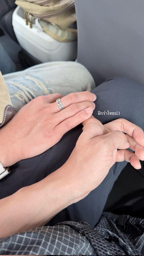 irisclematis ✨️ tweet media