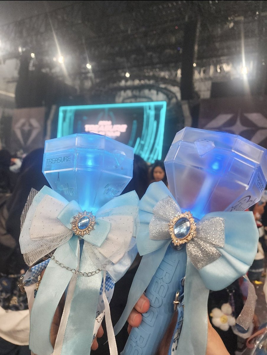 fid 🍉 tweet media