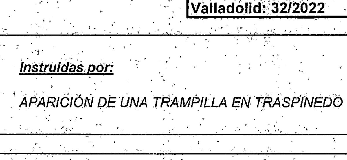 Alfonso_Egea's tweet image. #ULTIMAHORA🔴 @eltiempojusto tiene acceso al atestado de la primera inspección del #zulo hallado en la escena del crimen de #EstherLopez en #Traspinedo
El actual dueño picó el suelo por humedades y halló una trampilla que accede a un sótano con 25 cm de agua.
