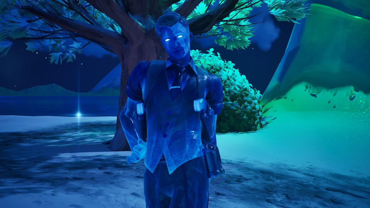 x_shadowmidas_x's tweet photo. leftovers from #iceboundmidas photo set i did a month or two ago! 💙 #fortnitephotography #fortnite https://t.co/7BUywOz3He