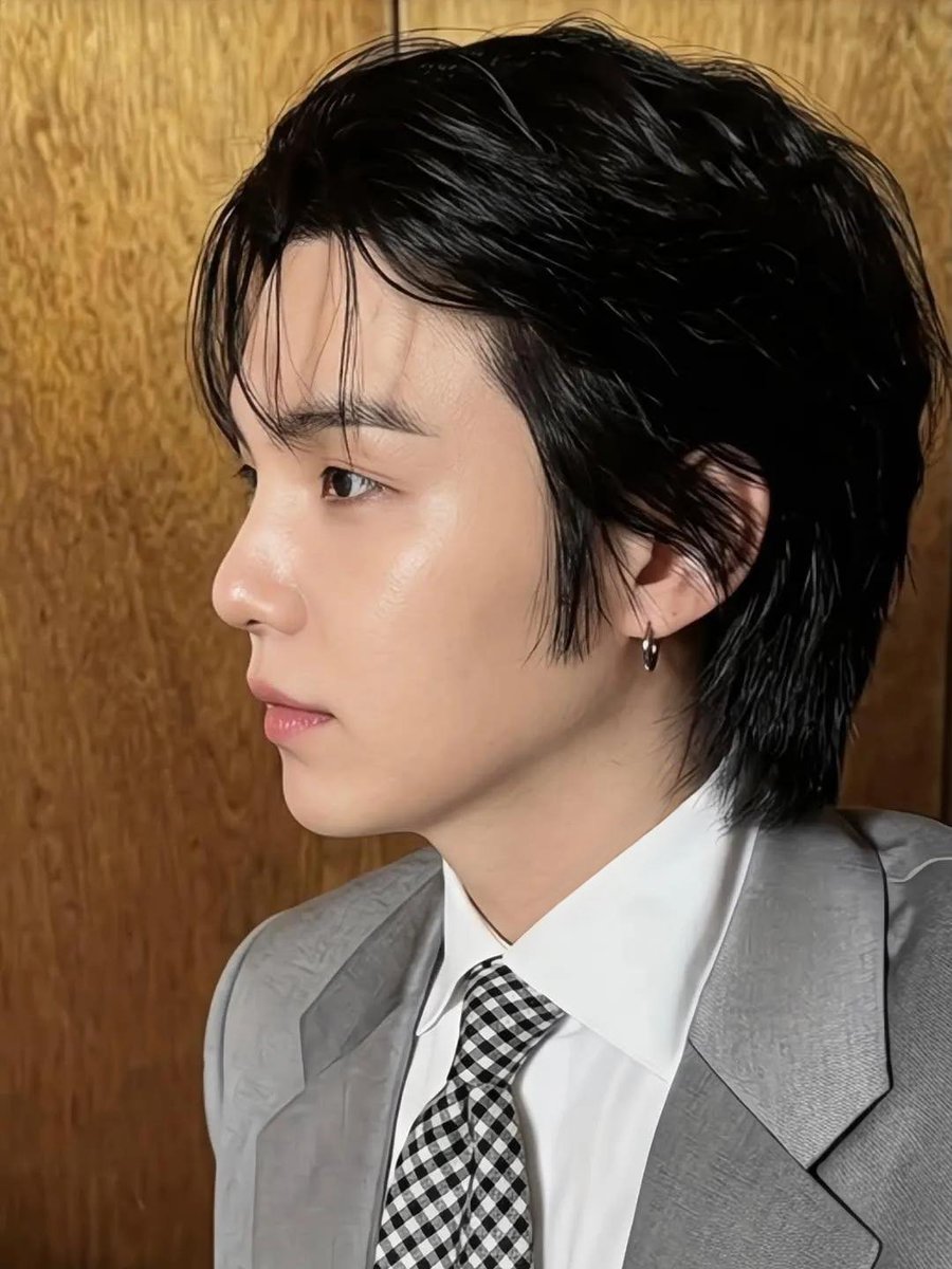 sugadooll's tweet photo. this angelic side profile https://t.co/F4vpzhO8ZL