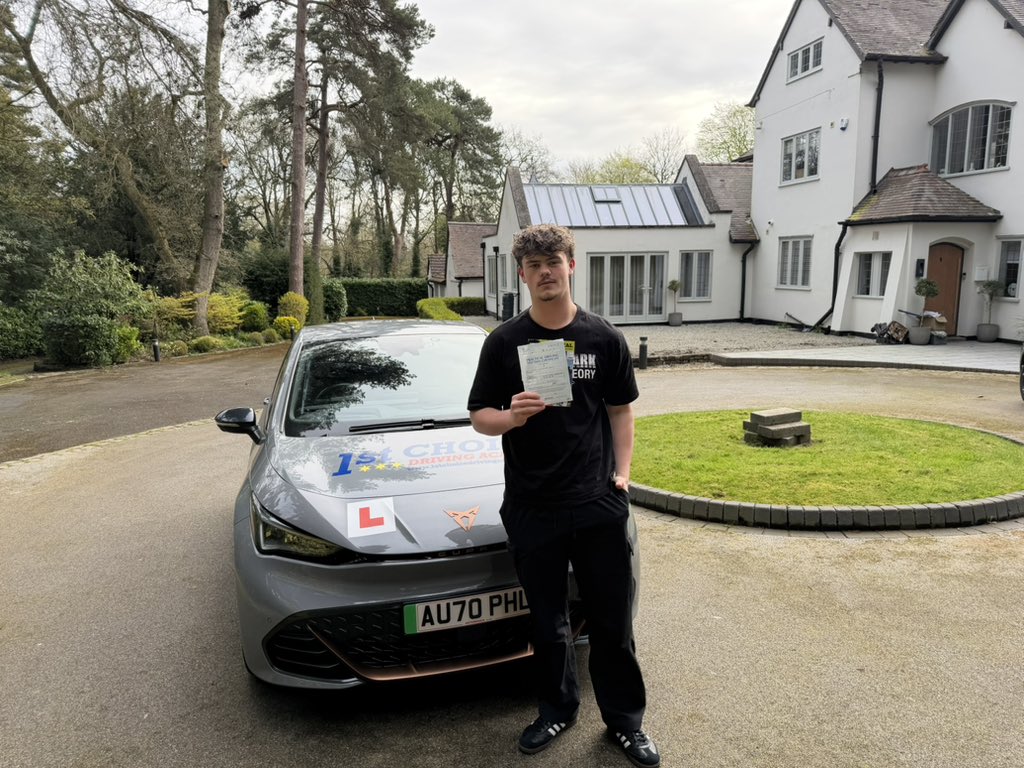 1stChoiceDA's tweet photo. Well done to Charlie who passed his test today with @phildurose1 at the Kingstanding test centre 

Well done from all of us at https://t.co/f66jzH0pKD

Good luck in the future &amp; safe driving 🎉🚗 https://t.co/dlXBjkgJyE